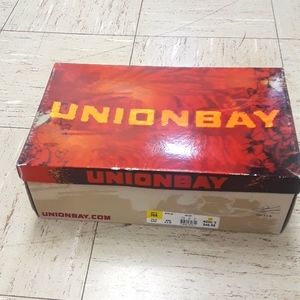 Unionbay black shoes size 6.5 M